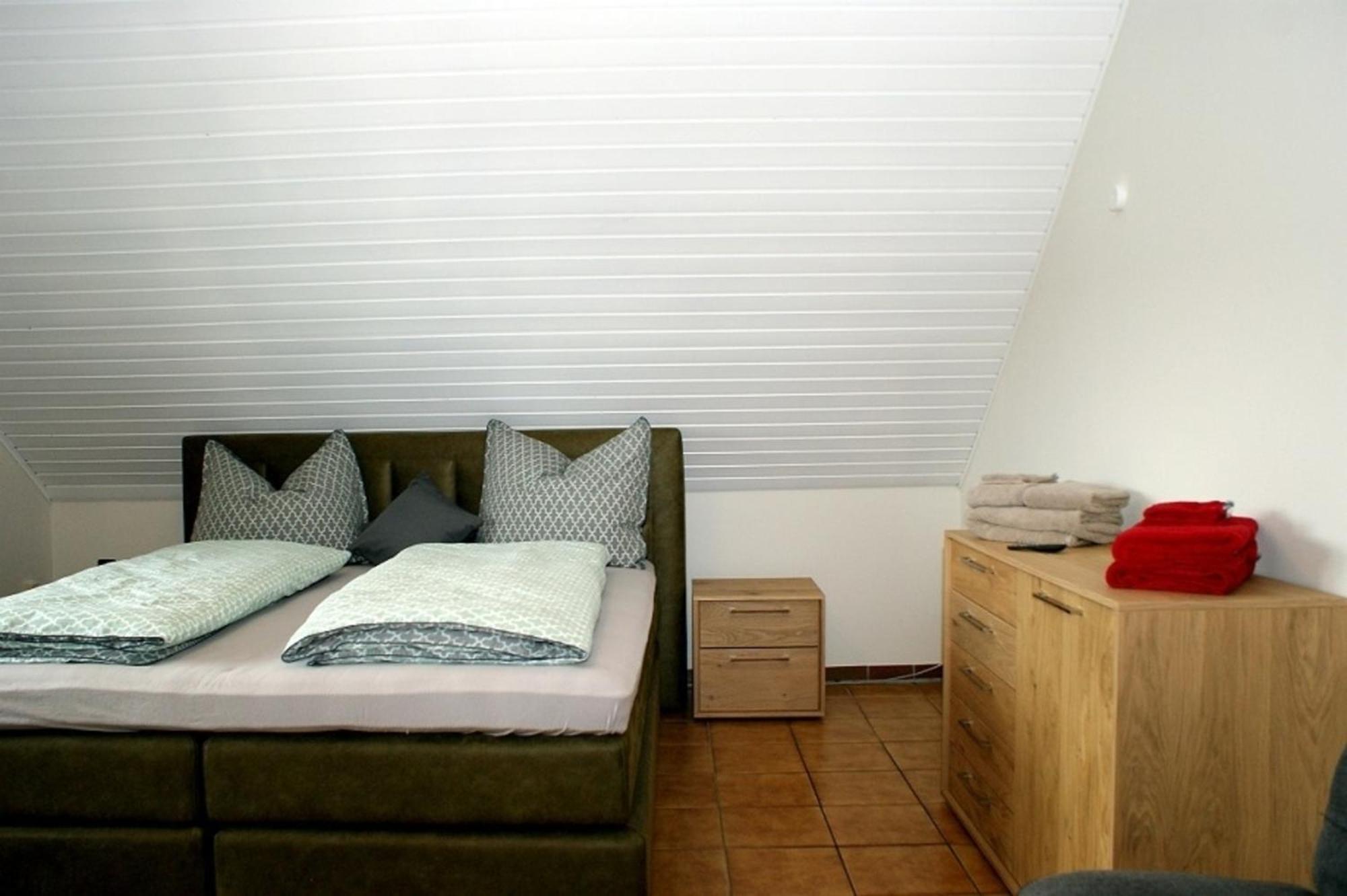 Haus "Zwischen Den Waeldern" Apartment Allenbach Екстериор снимка