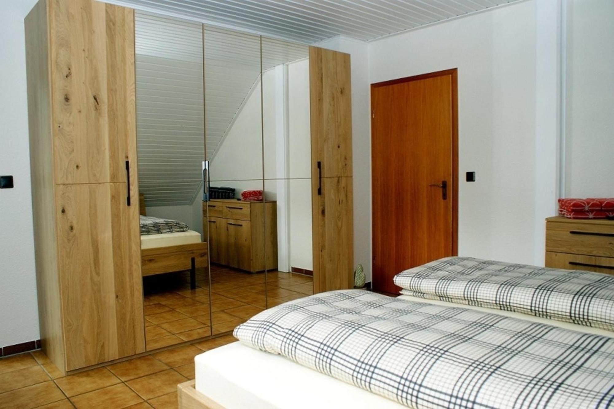 Haus "Zwischen Den Waeldern" Apartment Allenbach Екстериор снимка